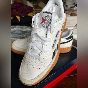 Reebok Club C Revenge Vintage Shoes M 9 / W 11